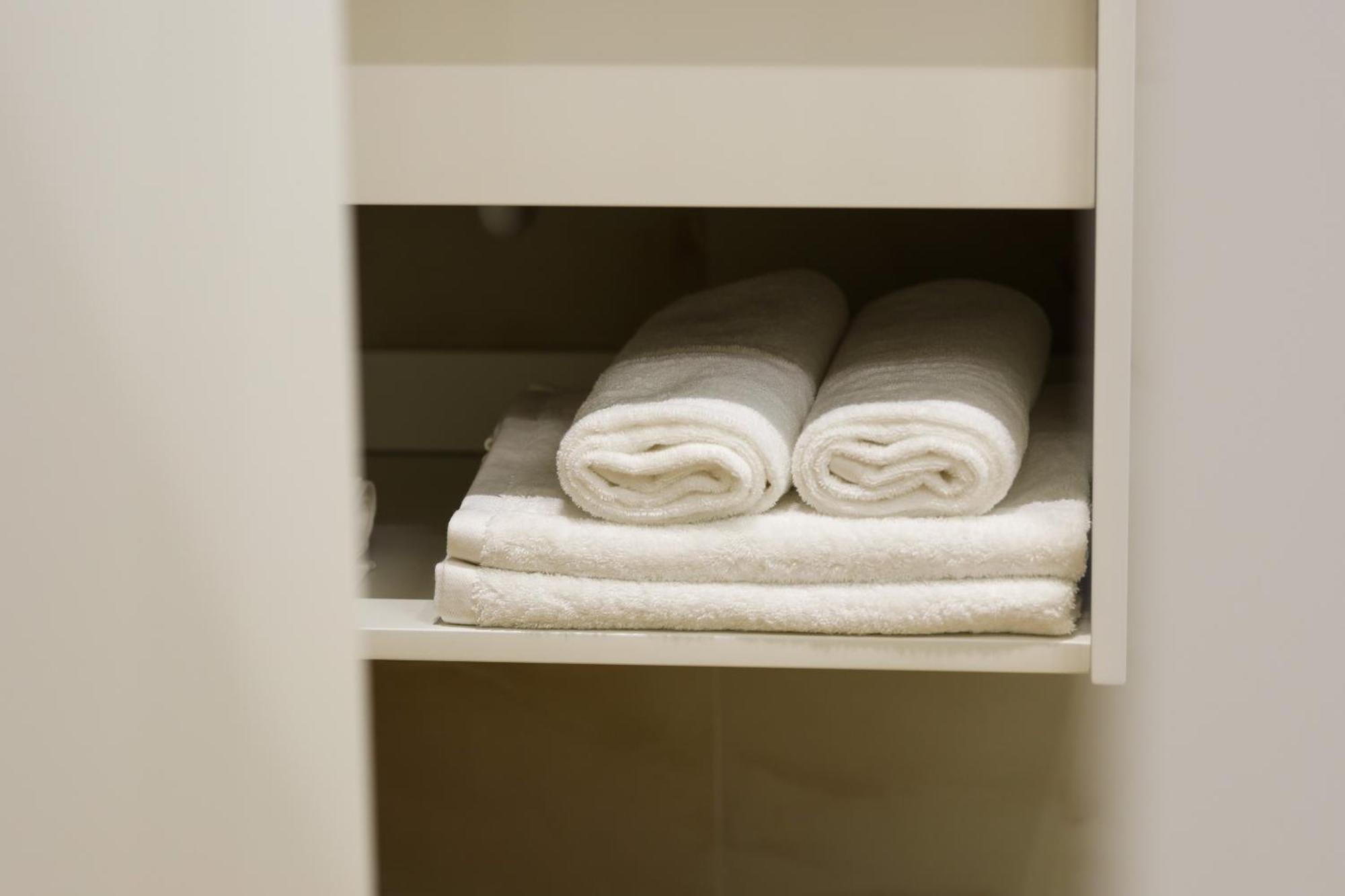 Hotel Adore Vlore Ngoại thất bức ảnh