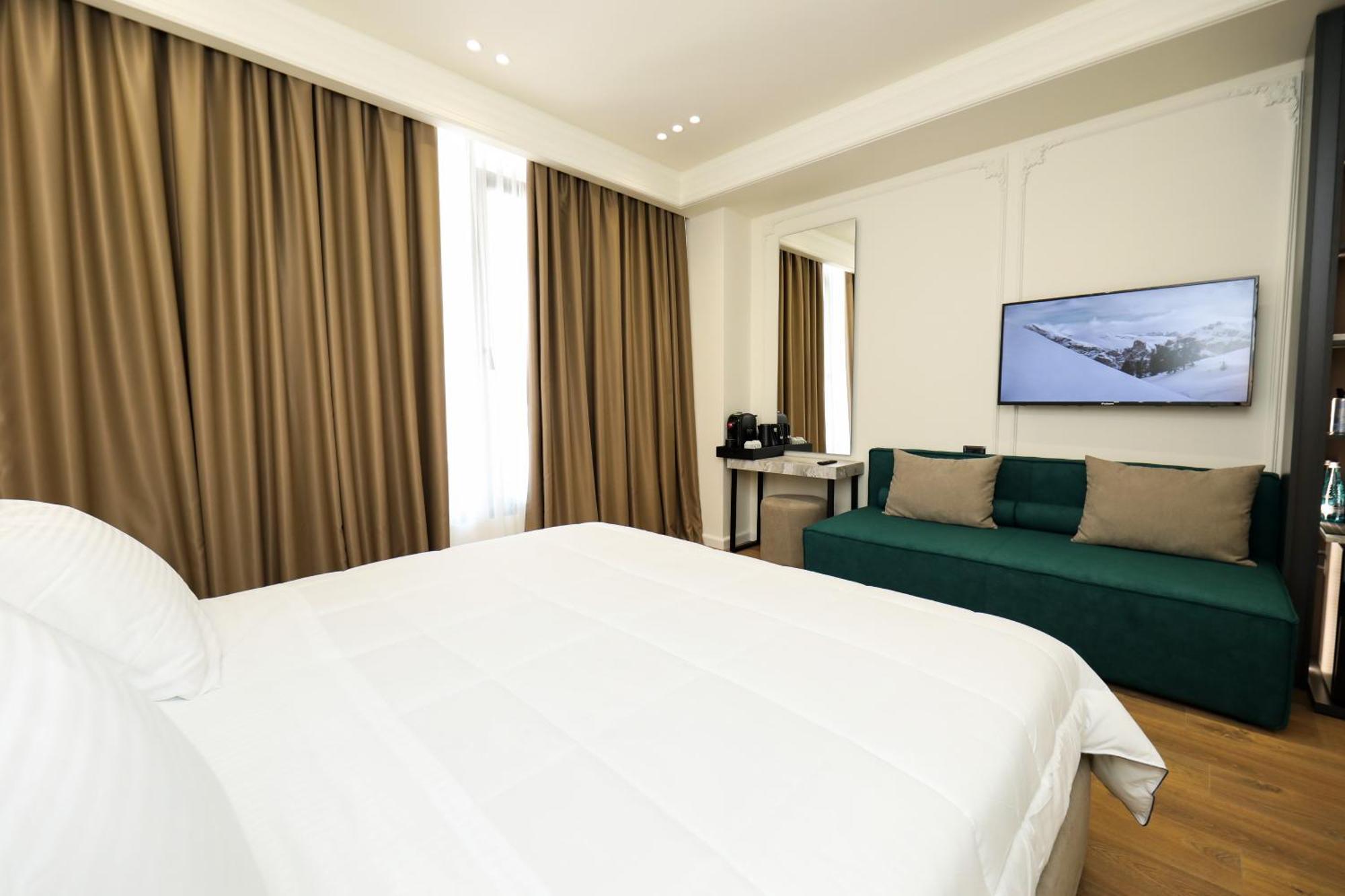 Hotel Adore Vlore Ngoại thất bức ảnh